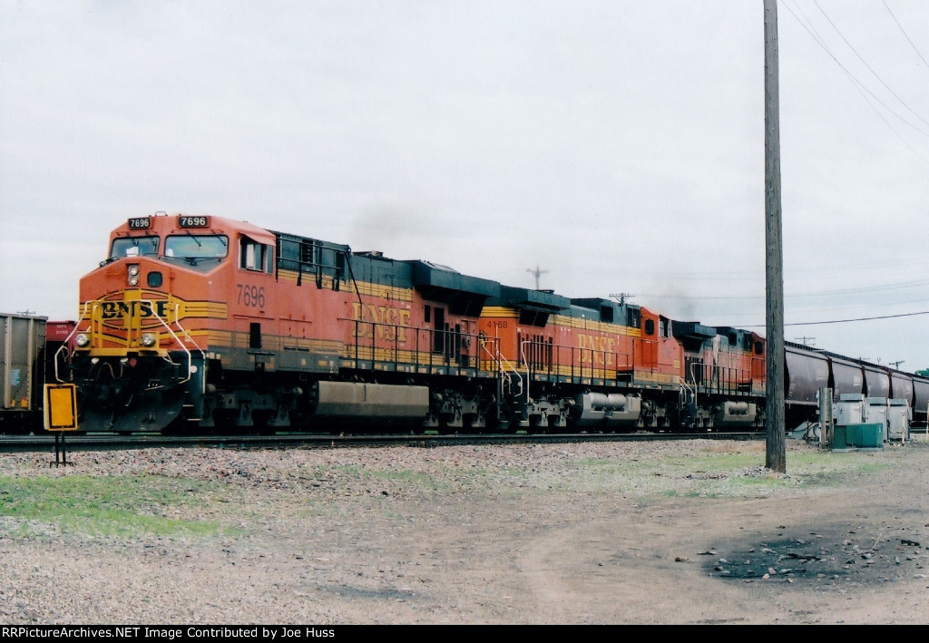 BNSF 7696 East